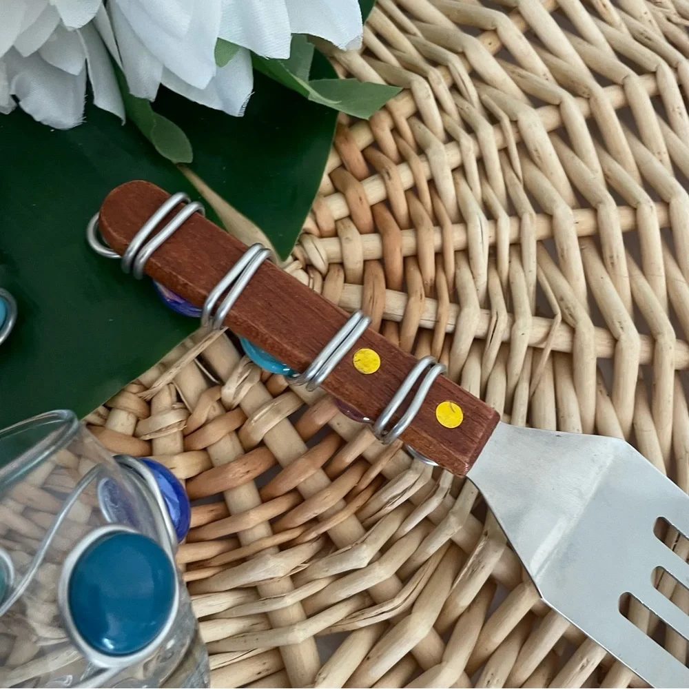 Handcrafted beaded 4 piece wire set spatula, cup, scooper, spreader set Artisan